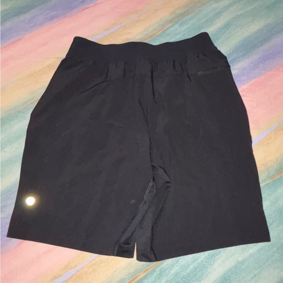 Lululemon T.H.E. Short 9" *Linerless black size M - Picture 7 of 9